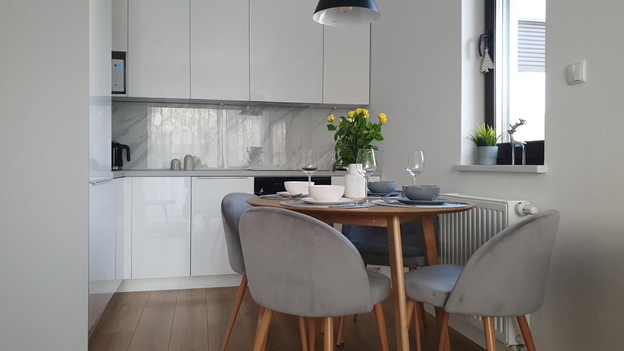 4Four Apartment, Villa Moderno, Taras, Parking Podziemny ทอรูน ภายนอก รูปภาพ
